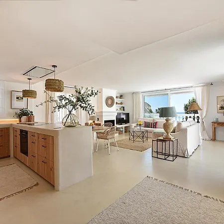 Apartment White Pearl *
