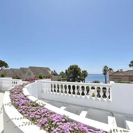 White Pearl Marbella